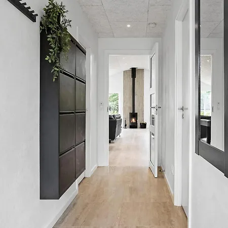 3 Bedroom Stunning In *