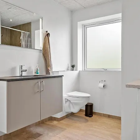 3 Bedroom Stunning In * Spottrup