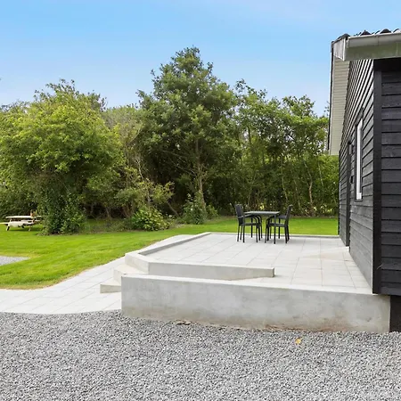 3 Bedroom Stunning In *