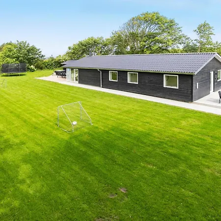 3 Bedroom Stunning In Spottrup