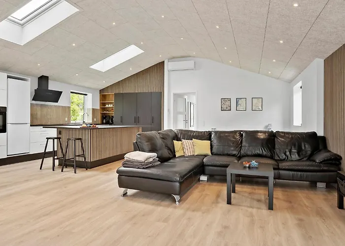 3 Bedroom Stunning In Ferienhaus *