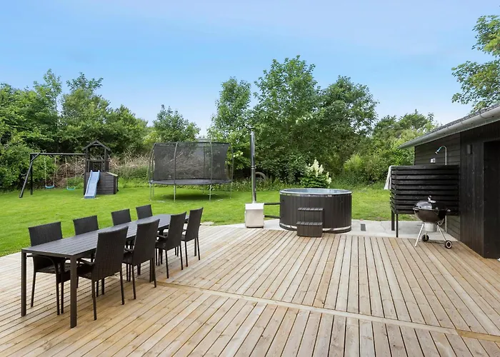 Ferienhaus 3 Bedroom Stunning In Spottrup