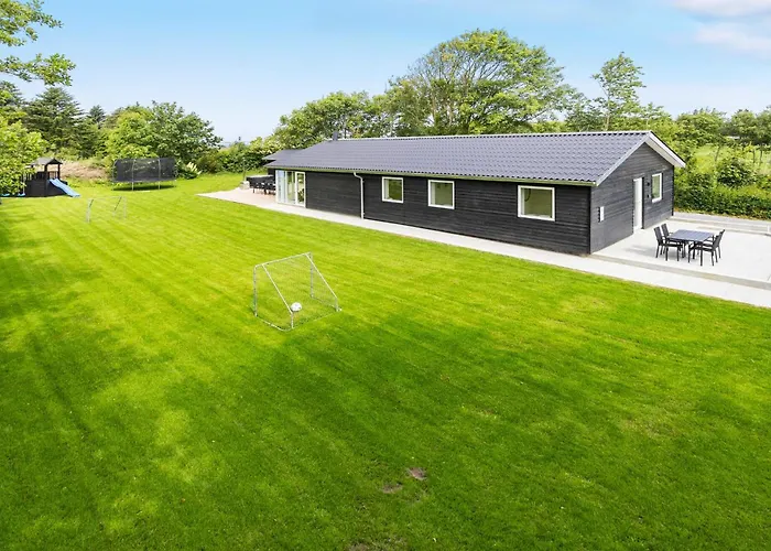 3 Bedroom Stunning In Spottrup